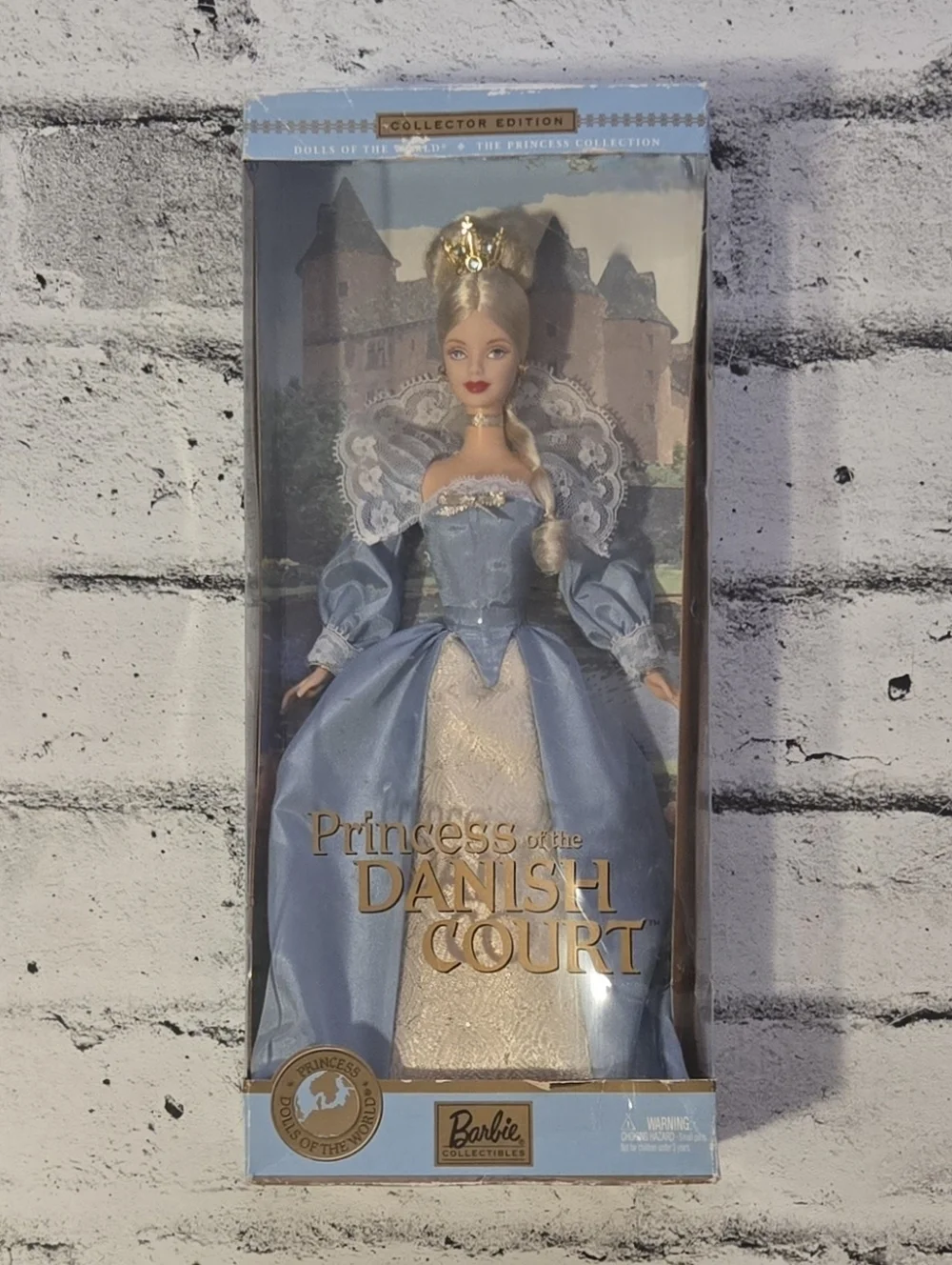 Barbie Princess of Danish Court 2002 Collector Dolls of the World NIB